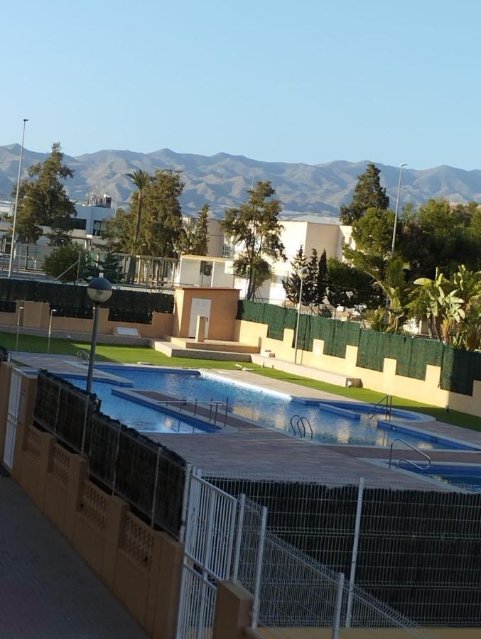 Amplio Piso Con Vistas A La Playa De Poniente Appartement Águilas Buitenkant foto